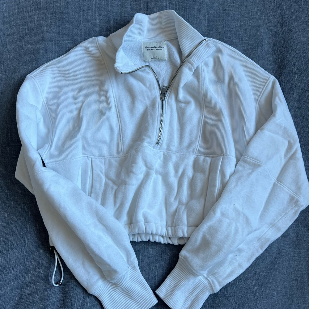 Abercrombie & Fitch White Ribbed Zip-Up